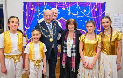 Mayor and mayoress at the pantomime