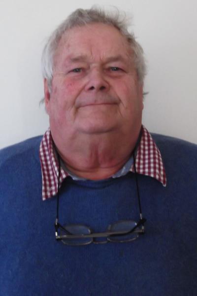 Tributes paid to former deputy mayor Cllr John Broom