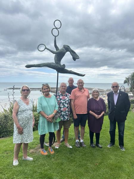 Much-loved Juggler statue returns to the gardens